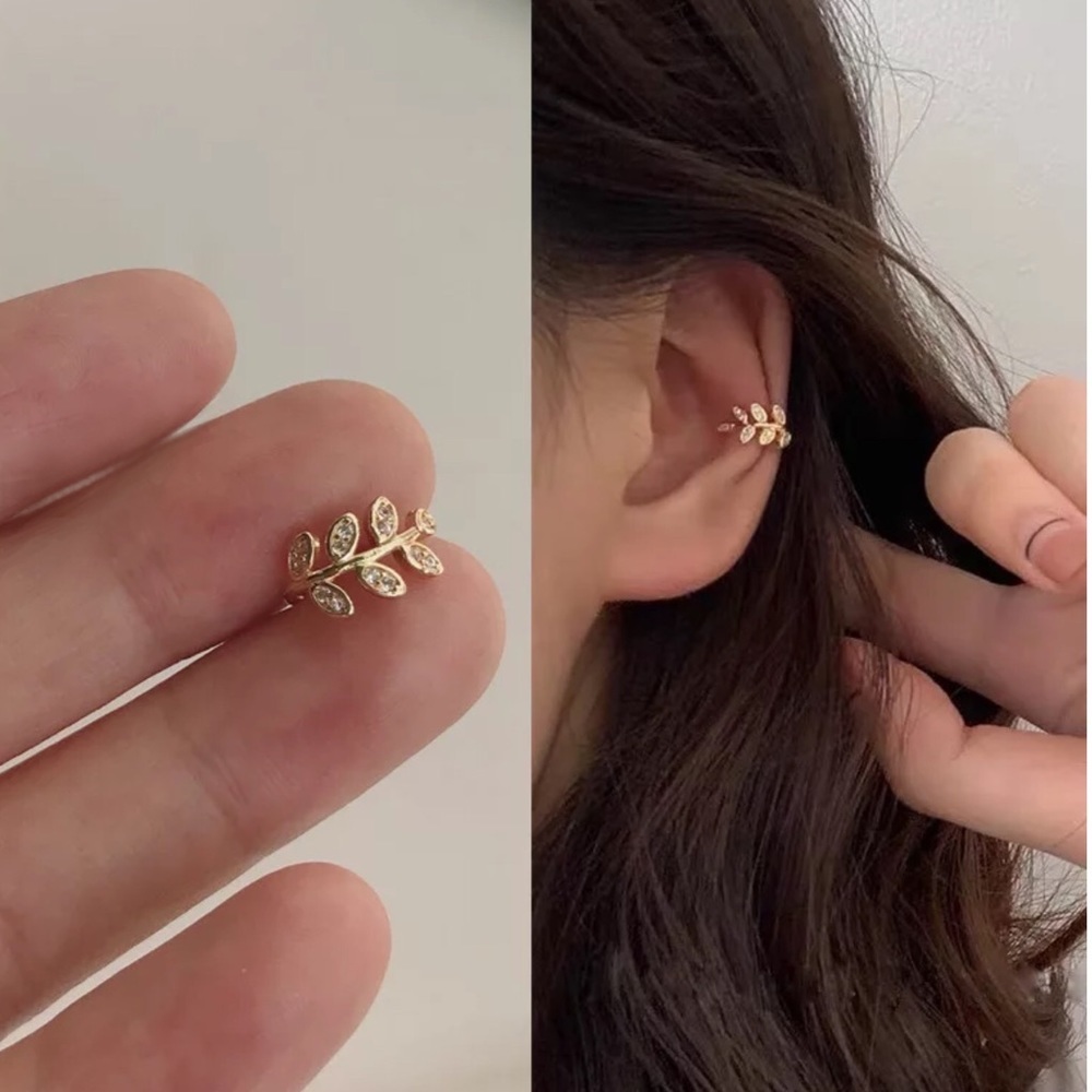 Leaf earring non pierced gold with rhinestones